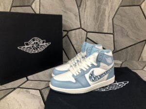 Jordan 1 Retro High Dior