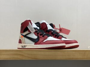 Jordan 1 Retro High Off-White Chicago