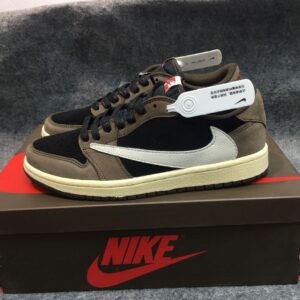 Jordan 1 Low Travis Scott